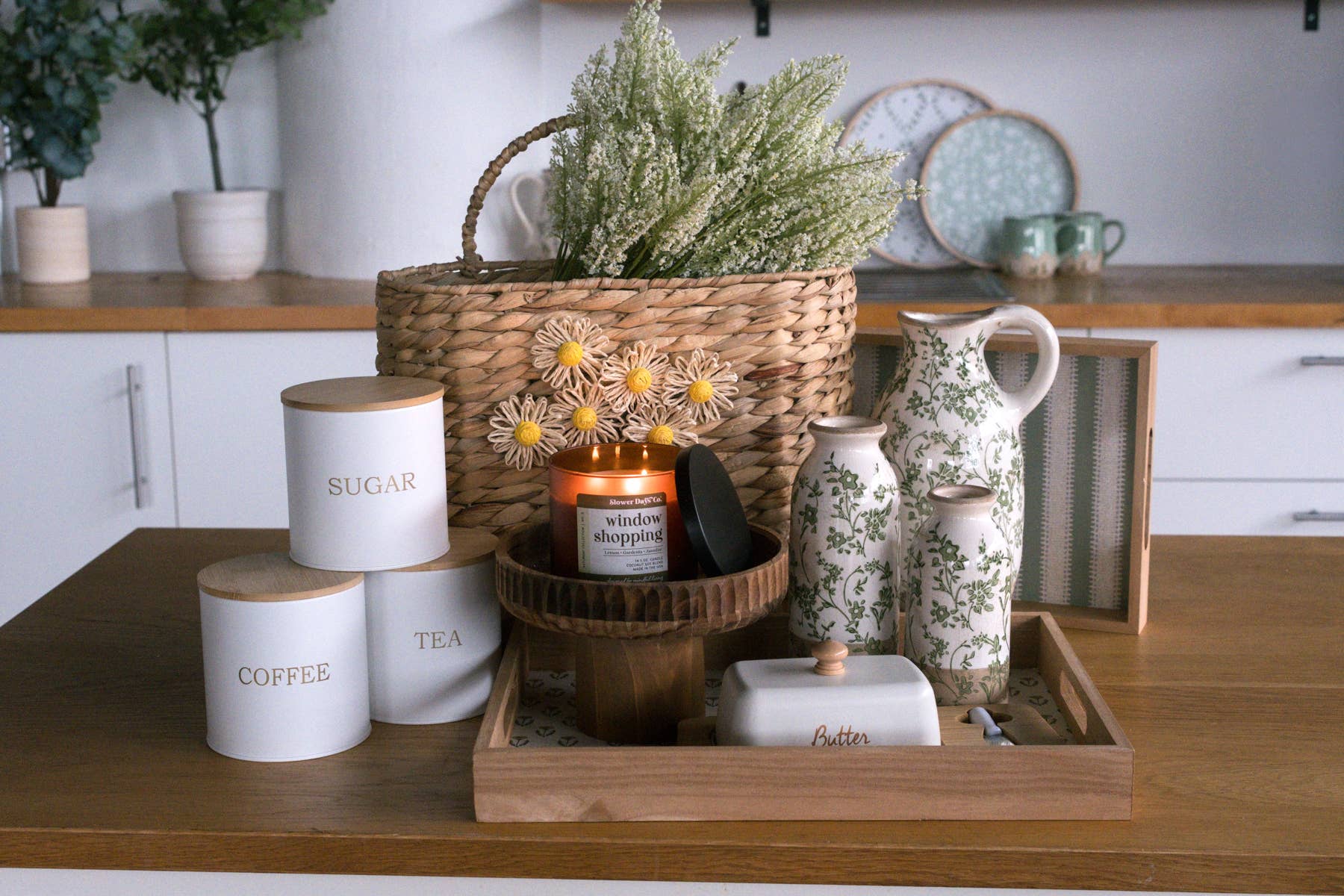 Wooden Tabletop Cottage Bloom Pedestal