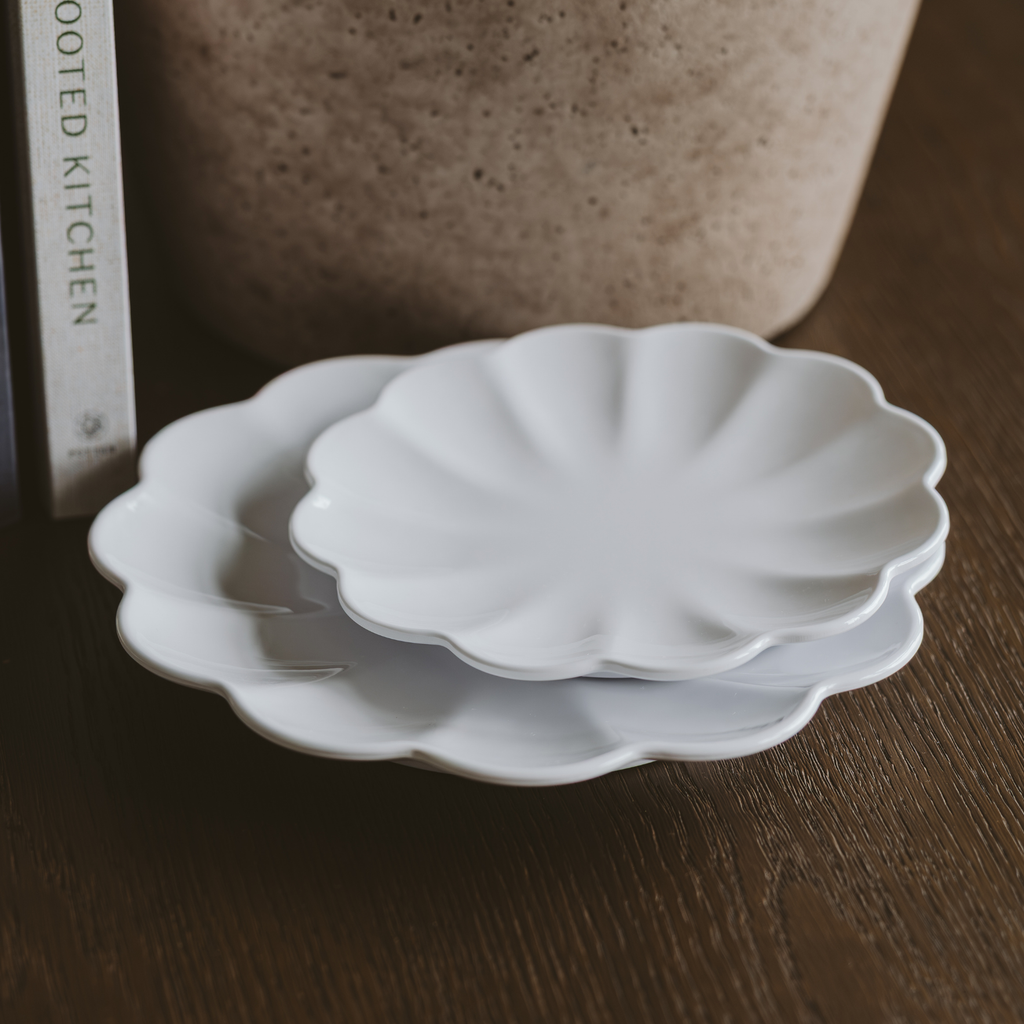 White Scalloped Serving Tray | Set of Two