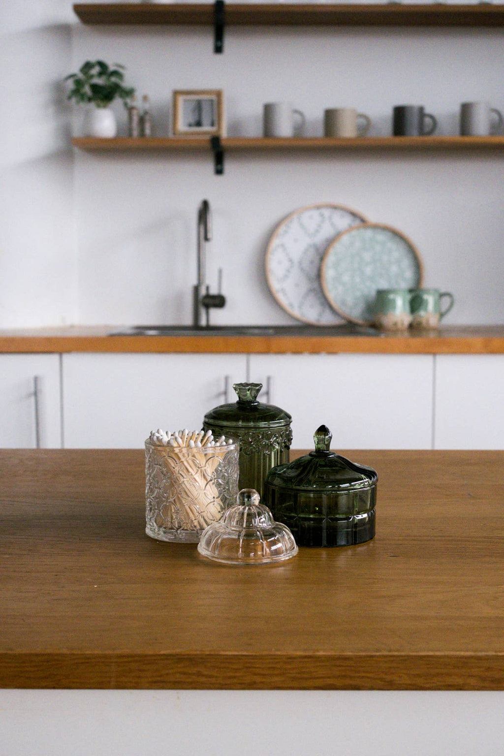 Green Vintage Cottage Bloom Pressed Glass Jar